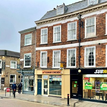 One Pavement At The Top Of The Shambles York Bagian luar foto